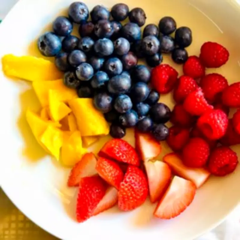 Three Common Fruits Can Reduce Cancer, Heart Disease and Dementia Risk