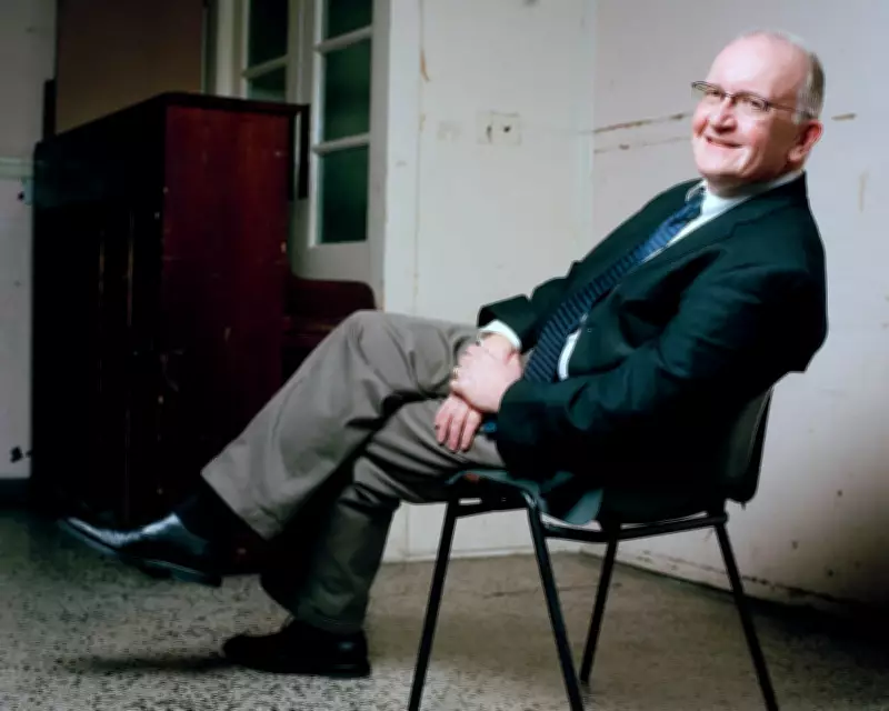 Tony-Winning Director John Doyle Criticises Theatre Trigger Warnings as 'Mollycoddling'