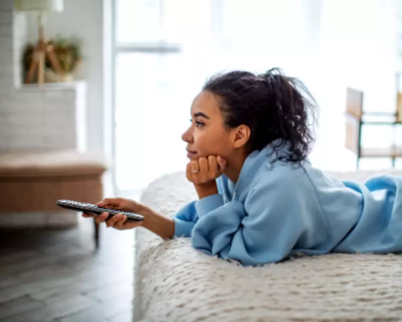 TV Sets Dominate YouTube Viewing in UK Homes, Study Reveals