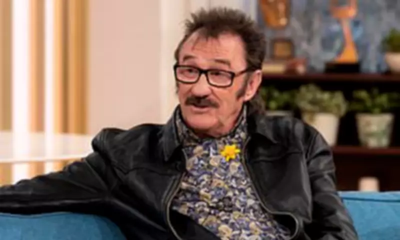 TV Star Paul Elliot's eDreams Subscription Nightmare Sparks Customer Service Fury