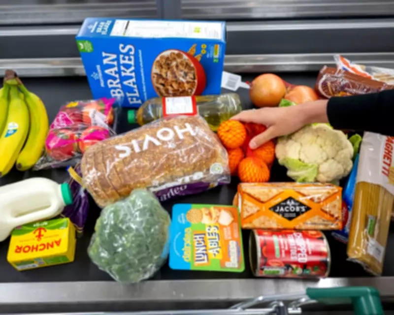 UK Inflation Drops to 2.1% in January, Easing Cost-of-Living Pressures