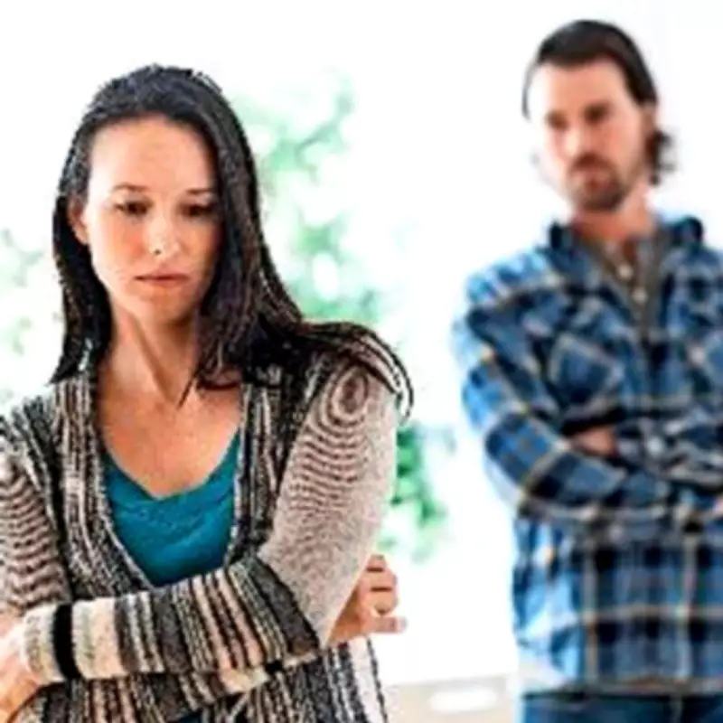 Woman's Distress as Friend Seeks Relationship with Her Separated Husband