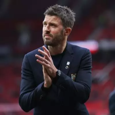 Carrick Explains Martinez Absence and Sesko Bench Role for Man Utd vs Everton