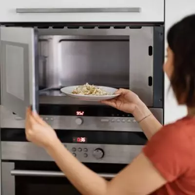 Microwave Cooking Saves Hundreds on Energy Bills, Experts Reveal