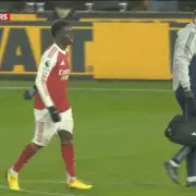 Arsenal's Bukayo Saka Injured in Wolves Clash, Spurs Derby in Doubt