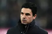 Arteta's Obsessive Control: Arsenal's Title Hopes at Risk Amid Managerial Over-Coaching