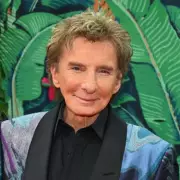 Barry Manilow Postpones Las Vegas Residency Following Cancer Surgery Recovery