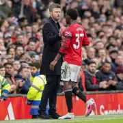 Carrick's Mainoo Praise Highlights Contrast with Amorim's Man Utd Tenure