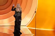 Cher's Chaotic Grammys Appearance: Laughing Off Flubs with Legendary Charm