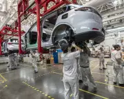 China's Clean Energy Boom: Over 90% of Investment Growth Driven by Renewables