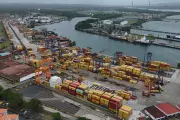 CK Hutchison Threatens Legal Action Over Panama Canal Ports Takeover