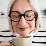 Daily Tea or Coffee Could Cut Dementia Risk by 18%, Study Finds