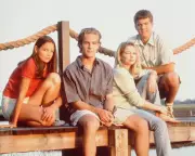 Dawson's Creek Cast Reflects on Iconic Moments After James Van Der Beek's Passing