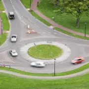 Driving Instructor's Essential Roundabout Tip for Nervous Learners