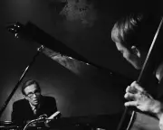Everybody Digs Bill Evans Review: Absorbing Delve into Jazz Legend's Tumultuous World