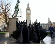 Extinction Rebellion Claims FBI Terrorism Probe Amid Trump's Crackdown on Activists