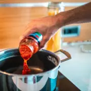 Food Waste Hack: Store Opened Pasta Sauce Jars Upside Down to Prevent Mould