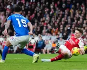Gyökeres' Slip-and-Score Double Seals Arsenal's Commanding Victory Over Sunderland