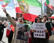 Iran-US Nuclear Talks Resume in Geneva Amid Military Tensions and Protests