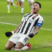 Jesse Lingard Eyes Feyenoord Move After Van Persie's Son Injury Blow