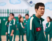 John Yorke's 'Trip to the Moon' Critiqued for Verbose Style and Political Digressions