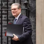 Keir Starmer Confronts Critical Labour Showdown Following Top Aide's Resignation