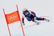 Lindsey Vonn Defies ACL Rupture in Olympic Downhill Comeback