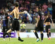 Lionel Messi Tackled in Inter Miami Friendly Against Independiente del Valle