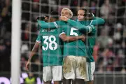Liverpool Ends Sunderland's Unbeaten Home Streak with Van Dijk Winner