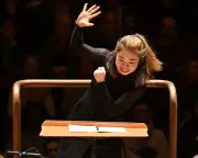 LSO Premieres Matthews's Oboe Concerto with Chan Conducting at Barbican