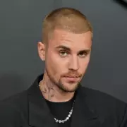 Man's Uncanny Justin Bieber Resemblance Makes Public Life Impossible