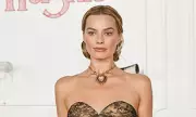 Margot Robbie's 'Brontë Blush' Makeup Trend from Wuthering Heights Premiere