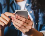 Meta Ignores Acma Warnings, Allows Influencer's Illegal Crypto Gambling Ads