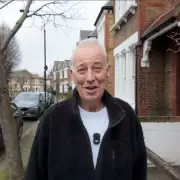 Michael Barrymore's New Memoir Sparks Family Demands for Truth 25 Years After Pool Death