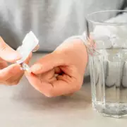 NHS Warns Ibuprofen Could Trigger Psoriasis Itching in Millions