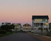 Patmeena Sabit's 'Good People' Delivers Addictive Mystery of Immigrant America