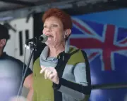 Pauline Hanson's Muslim Remarks Spark Federal Police Inquiry into Potential Hate Crime Charges
