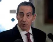 Raskin Accuses DoJ of Epstein Cover-Up After Viewing Unredacted Files