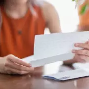 Shopper Discovers Heartwarming Girl Scout Note on Supermarket Cookies