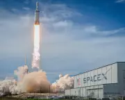 SpaceX Merges with xAI in Landmark Deal to Power AI from Space