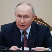 Starmer Urges Faster Defence Spending Amid Russia Threat Warnings