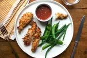 Super Bowl Chicken Tenders: A Crispy, Crowd-Pleasing Recipe with Tangy Sauce