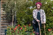 Top Garden Designer Reveals Must-Have Plants for Spring Colour