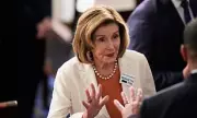 Trump Mocks Pelosi Over Insider Trading as Democrats React at State of the Union