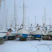 UK Braces for Major Snowfall: Up to 25 Inches Forecast with Blizzards Reaching Devon