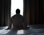 UK's First Ketamine Clinic Treats Teen Bladder Damage from Addiction