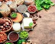 Vegetarians Show Substantially Lower Risk of Five Cancer Types in New Study