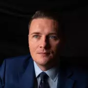 Wes Streeting Reveals Survivor's Guilt After Friend's Cancer Death