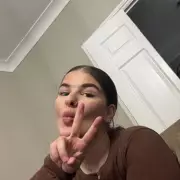 Young Mum, 25, Given 18 Months to Live After Migraine Misdiagnosis