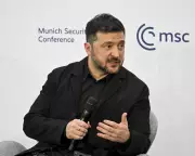 Zelenskyy Demands 20-Year US Security Guarantee for Ukraine Peace Deal